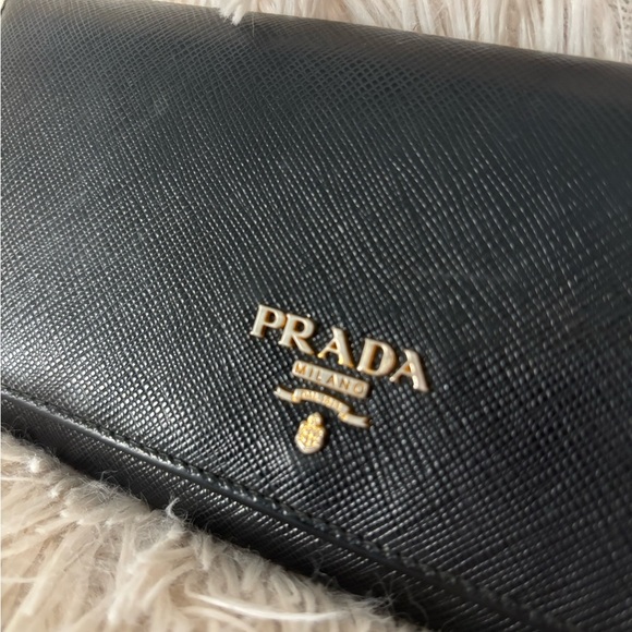 Authentic Prada Saffiano Black Wallet with Gold Logo - Picture 1 of 13